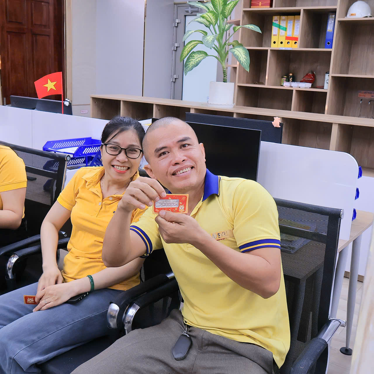 Tưng Bừng Khai Xuân Bính Ngọ 2026: Sơn Benzo Trở Lại Hoạt Động – "Mã Đáo Thành Công" 7 Cam kết năm 2026: Cùng mọi dự án "băng băng về đích"