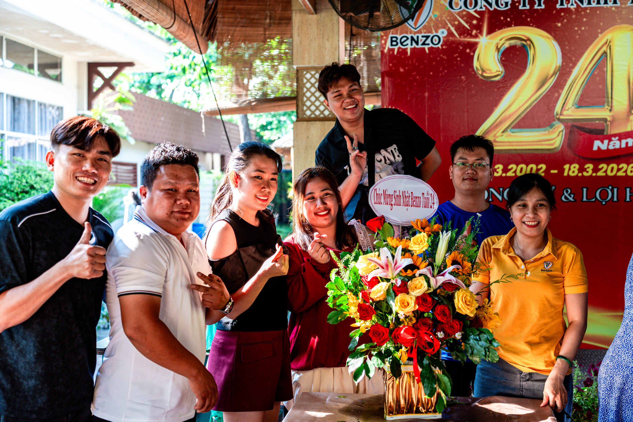 Hành Trình Kỷ Niệm 24 Năm Sơn Benzo: Gắn Kết Bền Bỉ Cùng Thợ Thầu B2B 2 Dấu Ấn Kỷ Niệm 24 Năm Sơn Benzo Tinh Thần Đồng Đội Rực Lửa