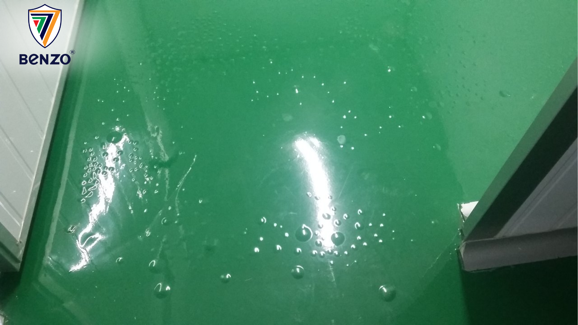 Khắc phục lỗi màng sơn bị lỗ kim và nứt nẻ chân chim (1)